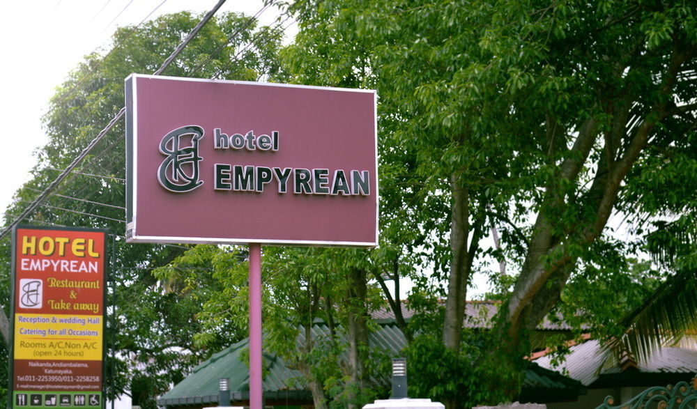 Hotel Empryean Katunayake Exterior photo