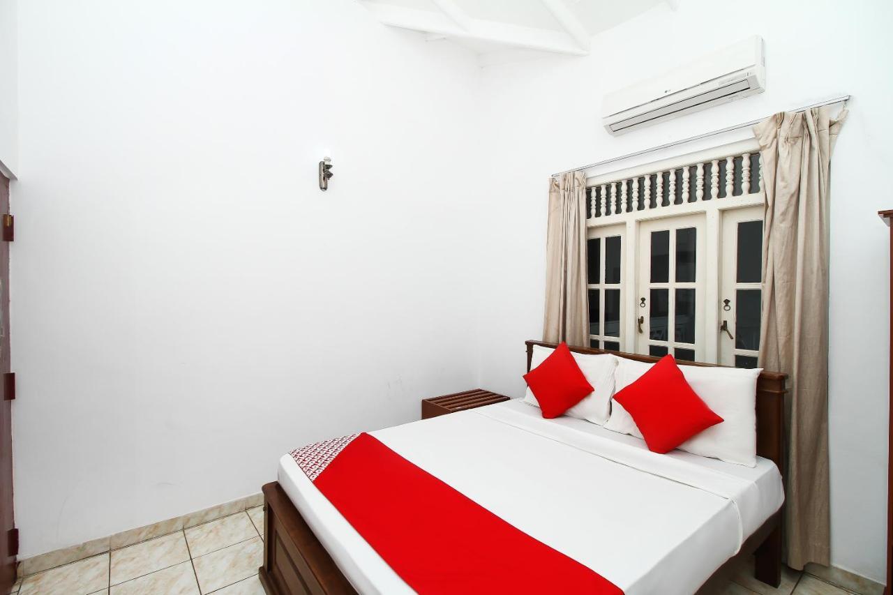 Hotel Empryean Katunayake Exterior photo