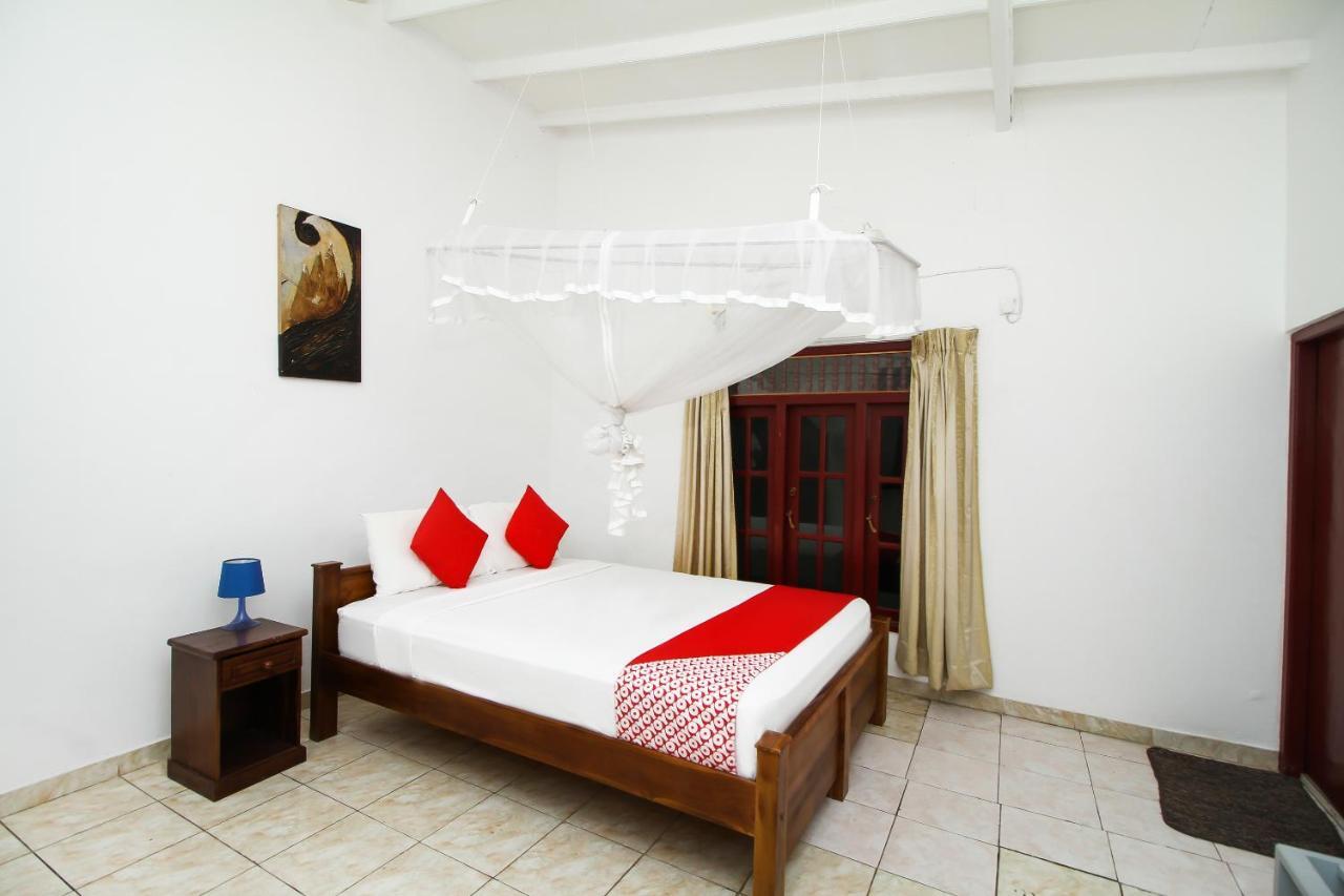 Hotel Empryean Katunayake Exterior photo